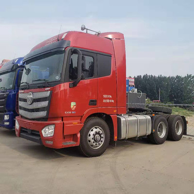 華誠(chéng)熱銷(xiāo)半掛牽引車(chē)與解放牽引車(chē) 高清細(xì)節(jié)圖展現(xiàn)卓越品質(zhì)